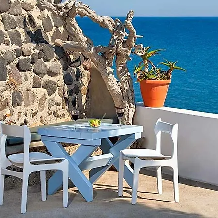 شقة Akrotiri Dreams *