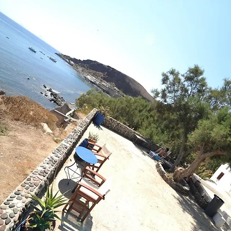 Akrotiri Dreams *