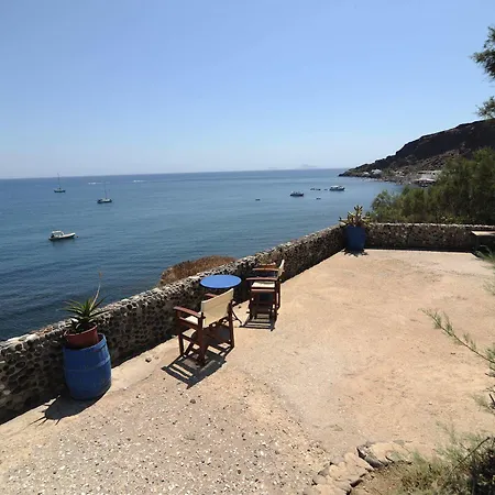 Akrotiri Dreams *