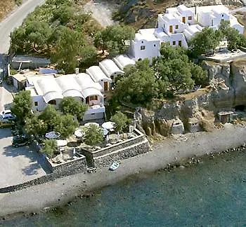 Akrotiri Dreams *